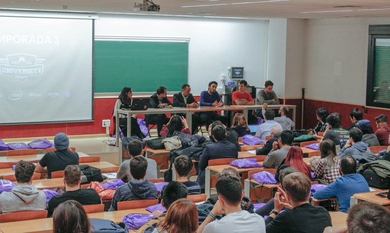 eSports University