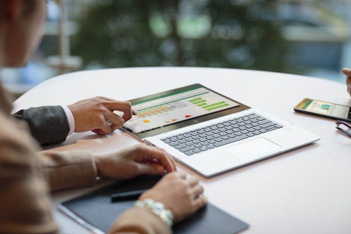 HP EliteBook x360 1030 G2 (3)