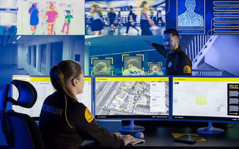 Vigilancia física y ciberseguridad