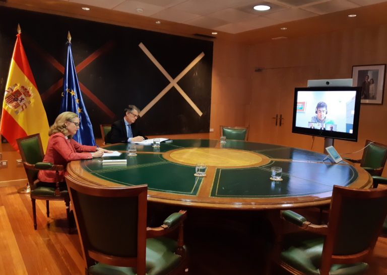 Garantizar la conectividad de personas y empresas
