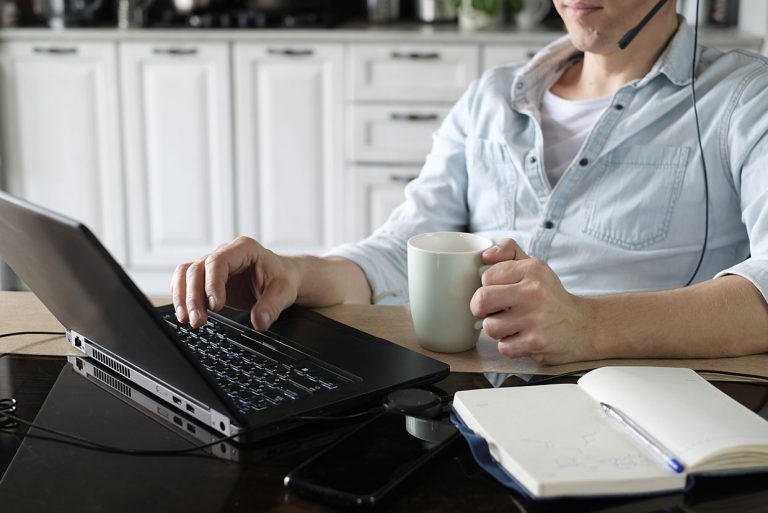 Haciendo equipo, también online