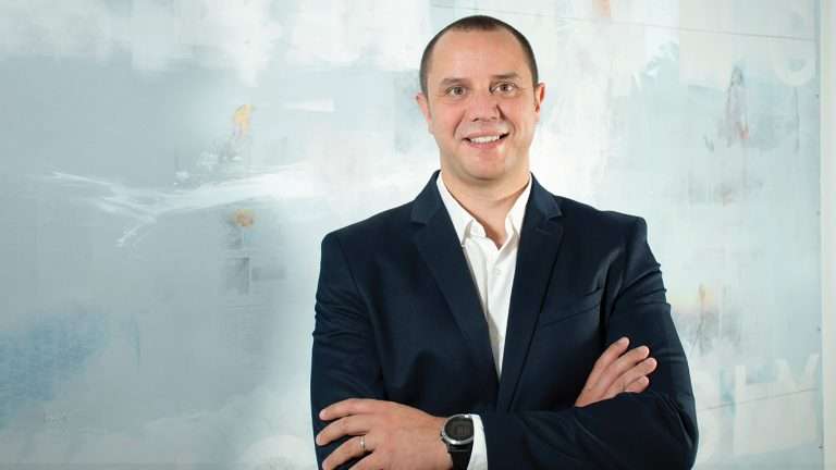 El chatbot con Copilot Studio, guía a los empleados al interactuar con SAP
